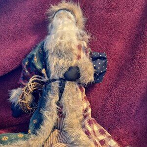 Kris Kringle Shelf Sitter